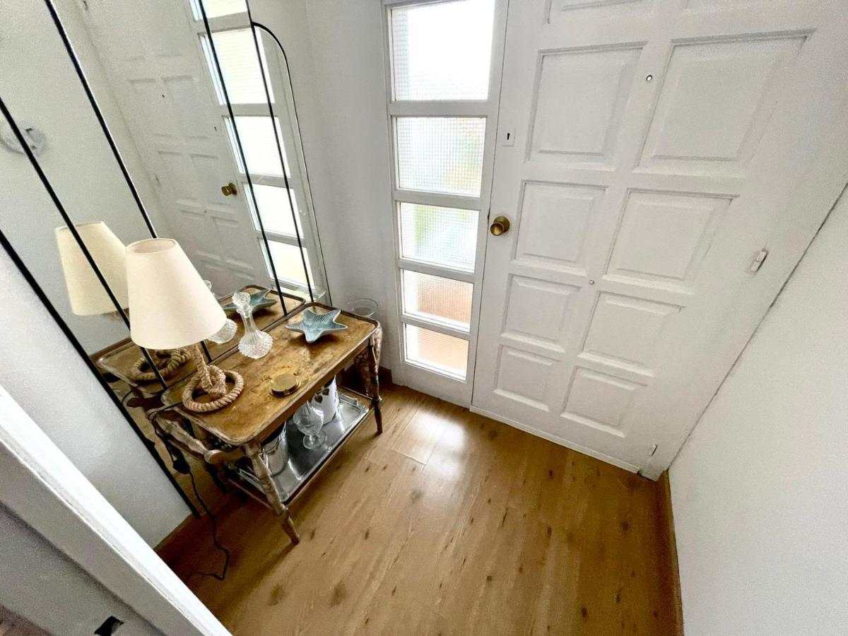 Casa En Masnou Junto A Playa Y Tren Villa Екстериор снимка