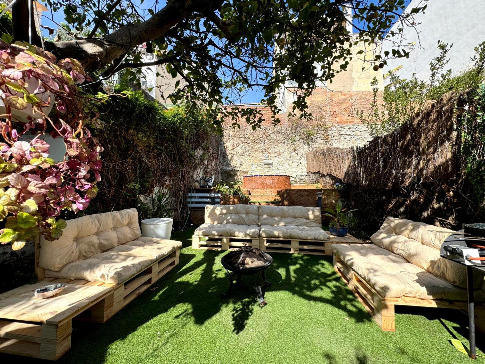 Casa En Masnou Junto A Playa Y Tren Villa Екстериор снимка