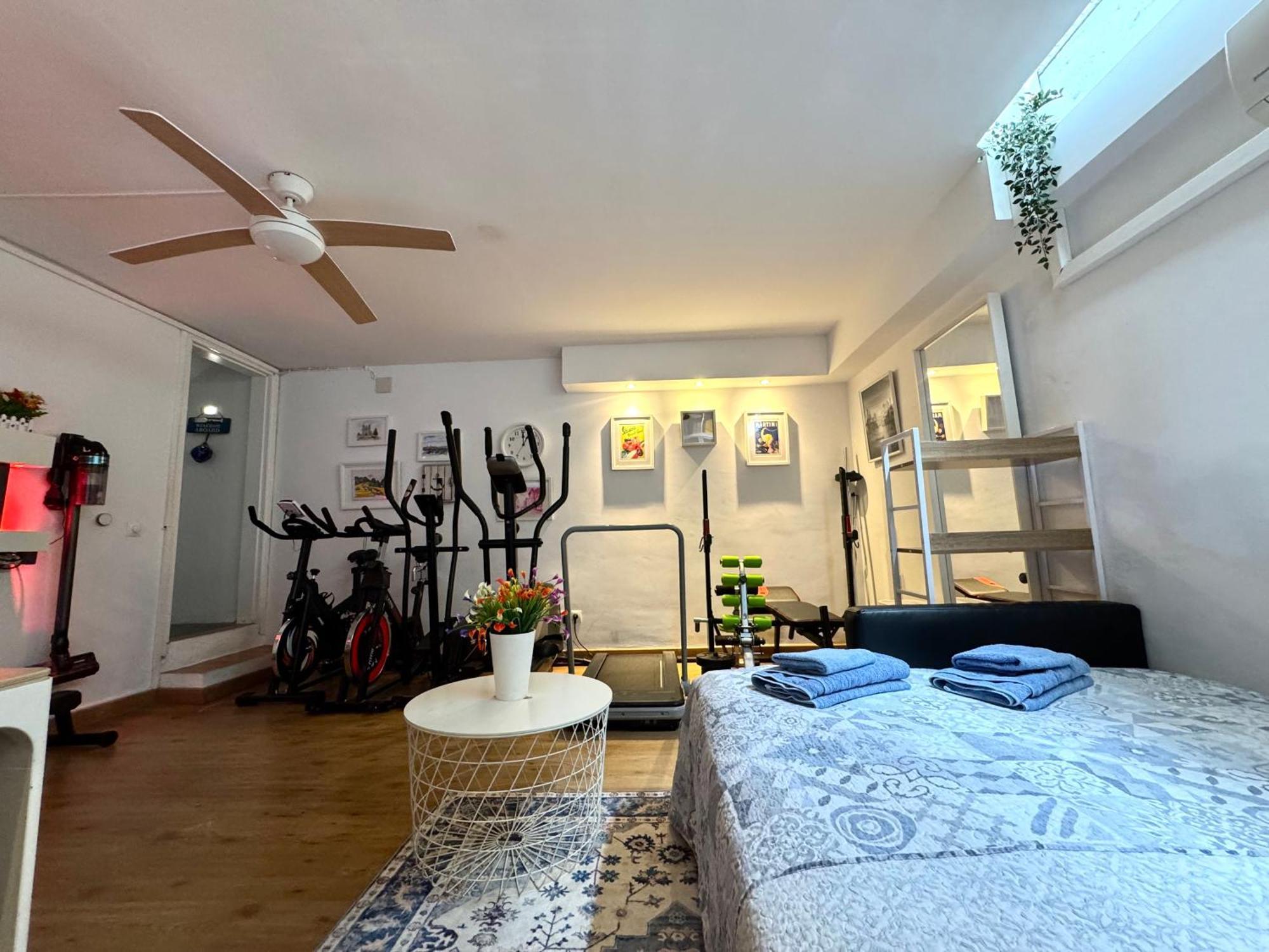 Casa En Masnou Junto A Playa Y Tren Villa Екстериор снимка