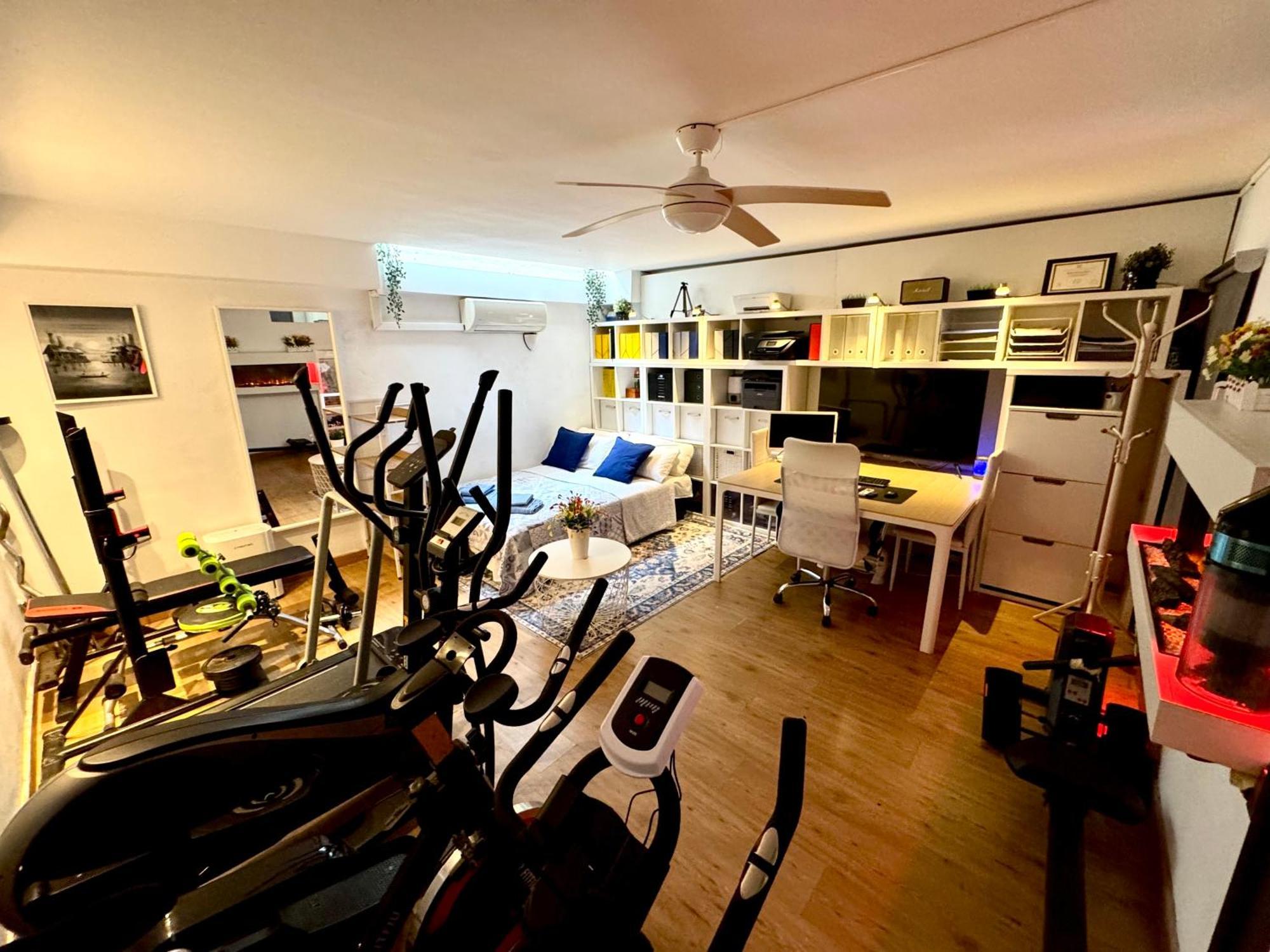 Casa En Masnou Junto A Playa Y Tren Villa Екстериор снимка